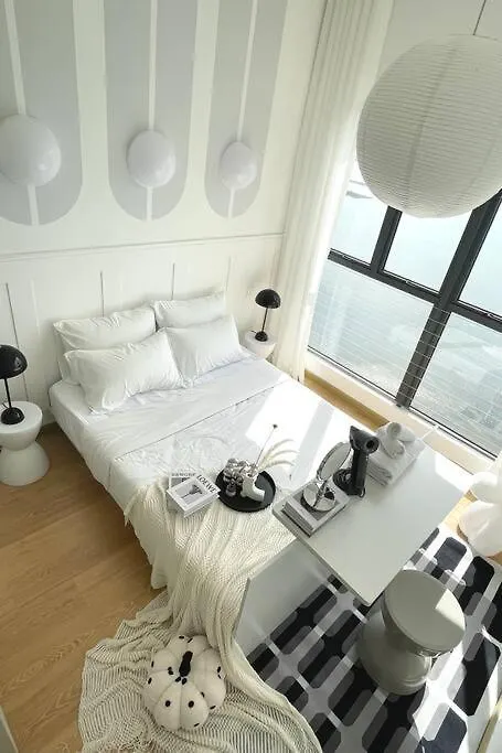 Dooga Ins-Dreamspace L37 Seaview Projector 1-6Pax Johor Bahru Apartment
